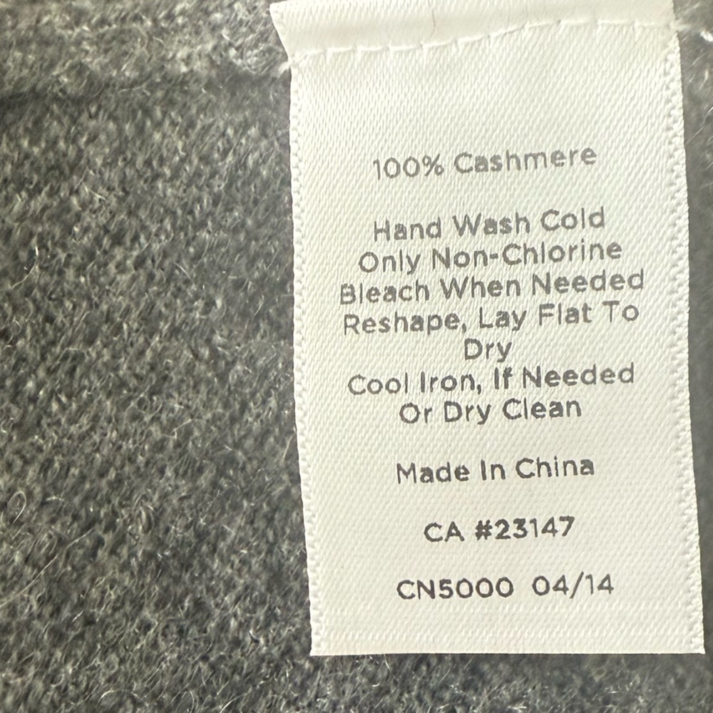 Talbots 100% Cashmere Charcoal Grey 3/4 Sleeve Sweater Size Medium - Picture 8 of 11